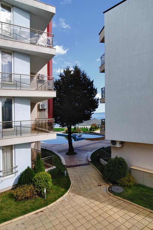 Panorama Krim Beach Apartment Ravda Exterior photo